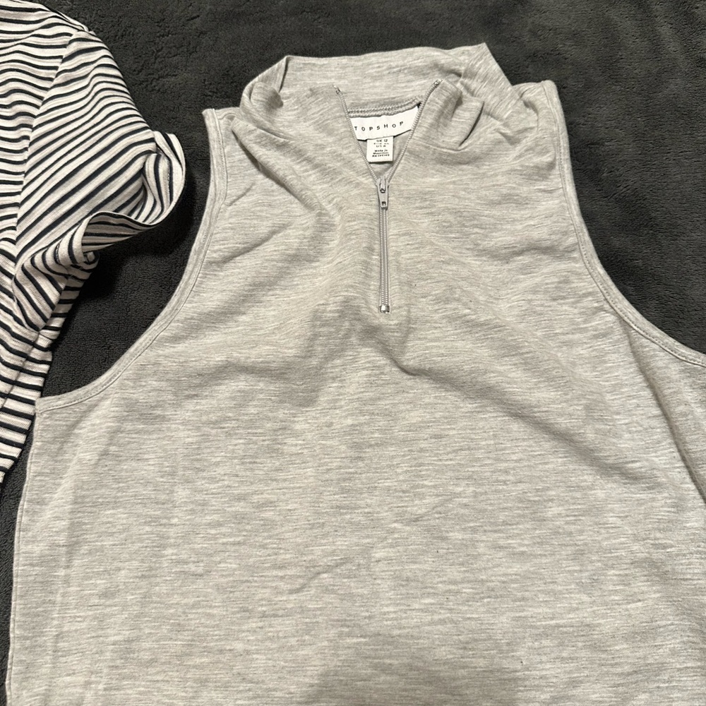 2x Topshop crop tops